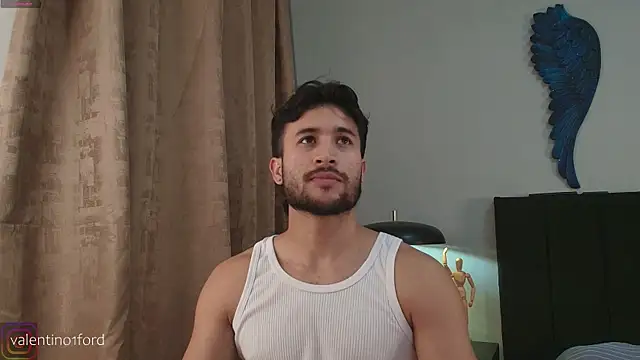 Snapshot of Valentinoford chatting on 12, 11, 2025 Valentinoford online show from 12, 11, 2025