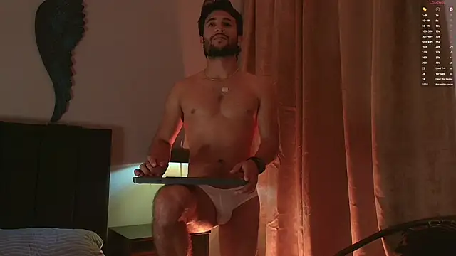 Snapshot of Valentinoford chatting on 25, 11, 2025 Valentinoford online show from 25, 11, 2025