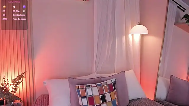 Snapshot of mara_brooks chatting on 8, 7, 2026 mara brooks online show from 8, 7, 2026