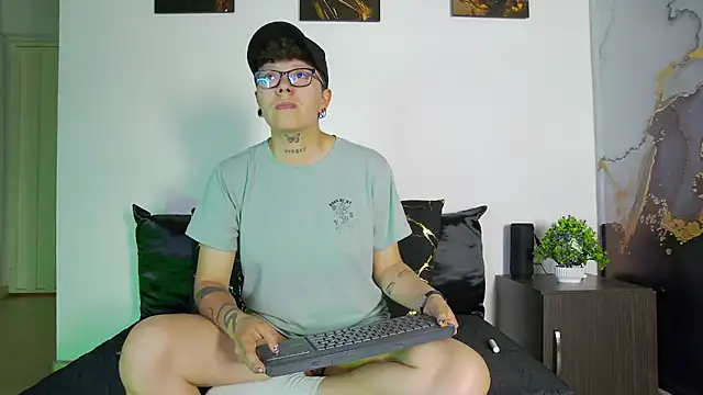 alex noa online show from 21, 4, 2026