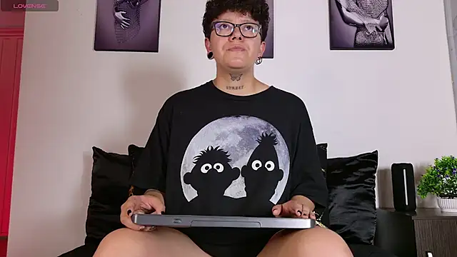 alex noa online show from 10, 7, 2026