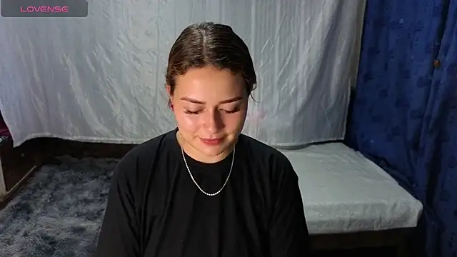 Snapshot of kitty_d chatting on 21, 4, 2026 kitty d online show from 21, 4, 2026