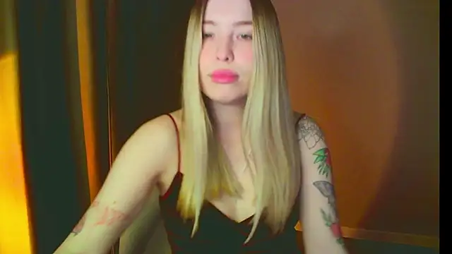 mia raspberrie online show from 16, 1, 2025