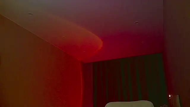 mia raspberrie online show from 22, 3, 2025