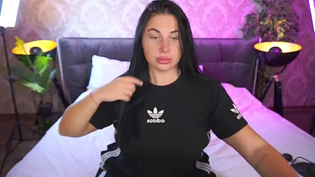 ArianaDarkk online show from 8, 9, 2025