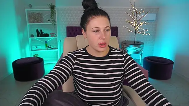 Snapshot of ArianaDarkk chatting on 9, 5, 2026 ArianaDarkk online show from 9, 5, 2026