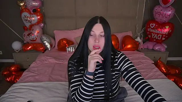 ArianaDarkk online show from 10, 2, 2026