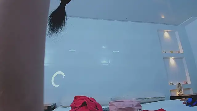 Dalia-Prada online show from 25, 3, 2026