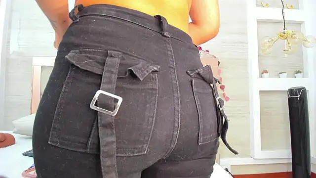 Dalia-Prada online show from 19, 2, 2026