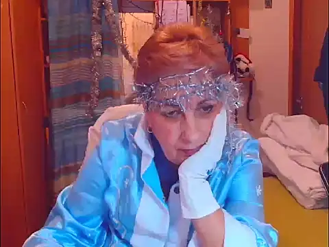 Victoria5643 online show from 11, 1, 2026