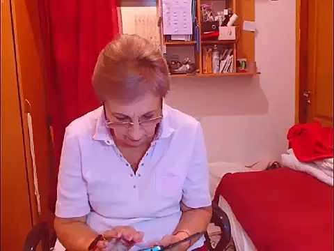 Victoria5643 online show from 27, 10, 2025