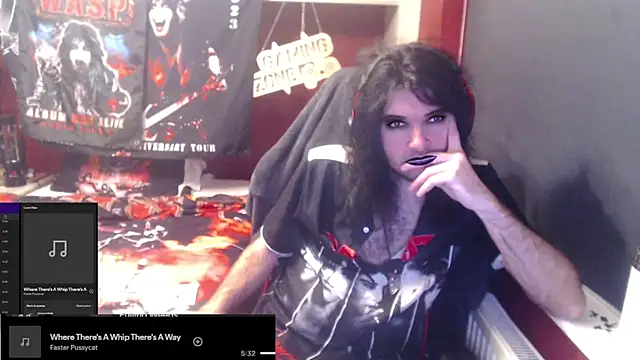 Rocker Assassin66630 online show from 16, 12, 2025