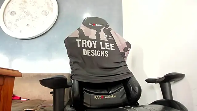 Bryan Bronx online show from 30, 10, 2025