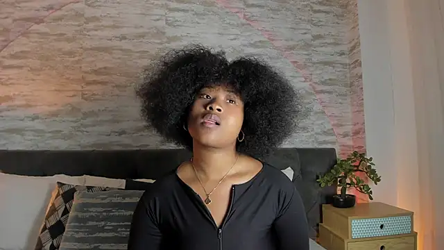 Anneth  M online show from 25, 11, 2025