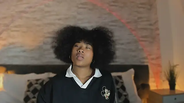 Anneth  M online show from 12, 11, 2025