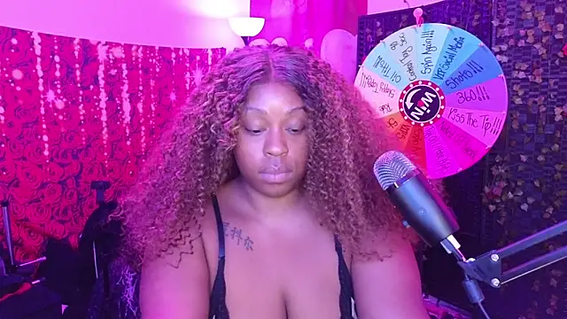 Snapshot of cheriserozequeen chatting on 3, 6, 2026 cheriserozequeen online show from 3, 6, 2026