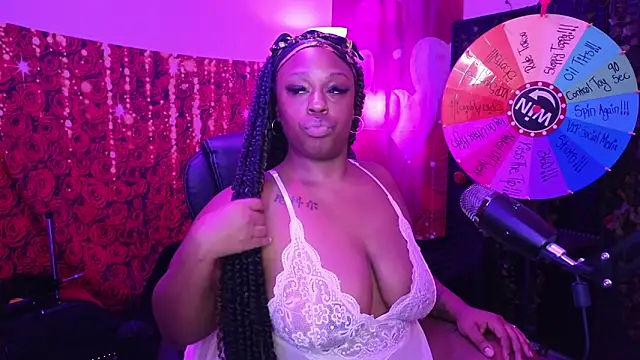 Snapshot of cheriserozequeen chatting on 23, 5, 2026 cheriserozequeen online show from 23, 5, 2026