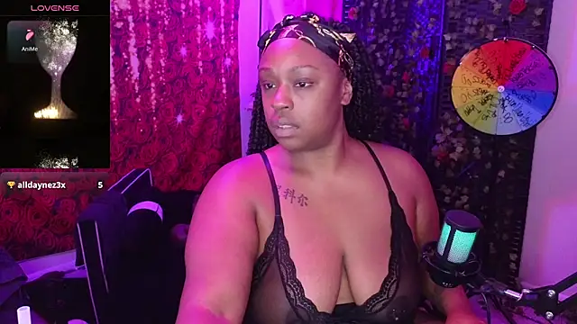 cheriserozequeen online show from 13, 11, 2025