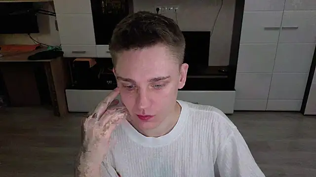 Snapshot of angryzan chatting on 5, 11, 2025 angryzan online show from 5, 11, 2025