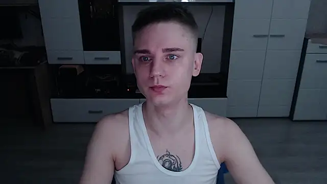 Snapshot of angryzan chatting on 22, 10, 2025 angryzan online show from 22, 10, 2025