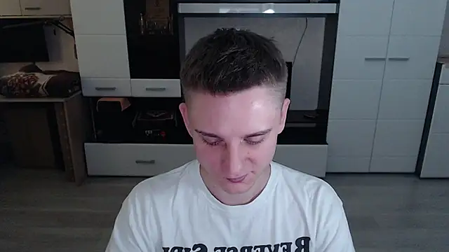 Snapshot of angryzan chatting on 7, 10, 2025 angryzan online show from 7, 10, 2025