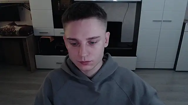 Snapshot of angryzan chatting on 9, 10, 2025 angryzan online show from 9, 10, 2025