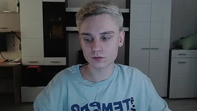 angryzan online show from 28, 2, 2025