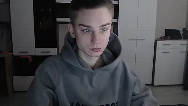 angryzan online show from 6, 2, 2025
