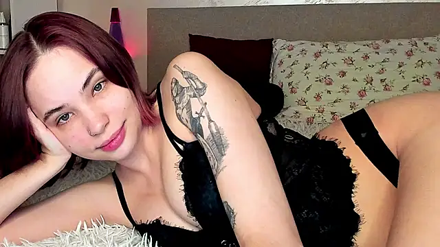 Snapshot of Shine_Lina chatting on 11, 3, 2025 Shine Lina online show from 11, 3, 2025