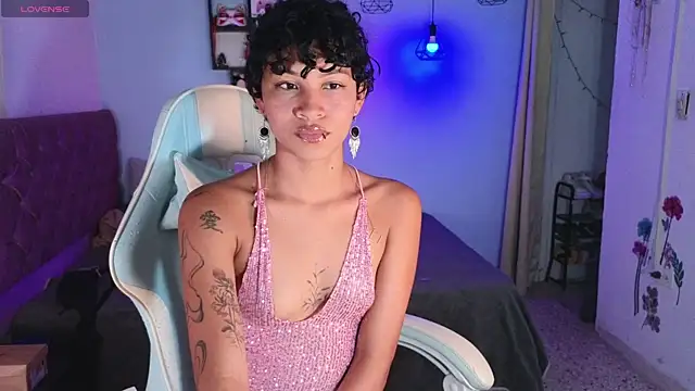 Peggy Funn online show from 26, 2, 2025