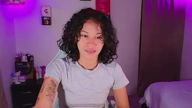 Peggy Funn online show from 15, 6, 2026