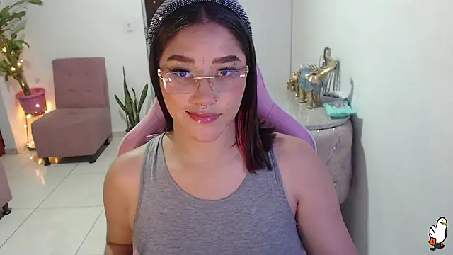 littleangel1 m online show from 24, 2, 2025