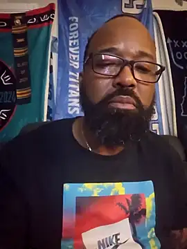 GallowayGooch1085 online show from 15, 2, 2026