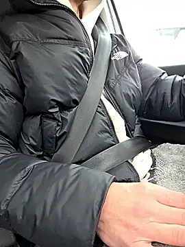 Zeefy online show from 4, 12, 2025