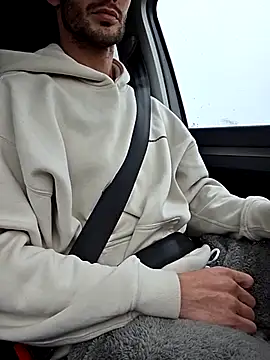 Snapshot of Zeefy chatting on 17, 11, 2025 Zeefy online show from 17, 11, 2025