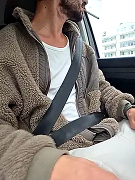 Snapshot of Zeefy chatting on 10, 10, 2025 Zeefy online show from 10, 10, 2025