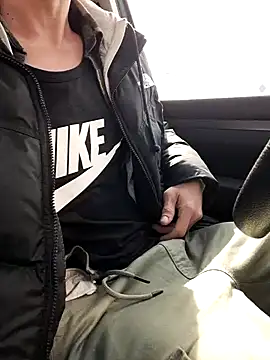 Snapshot of Zeefy chatting on 16, 3, 2025 Zeefy online show from 16, 3, 2025