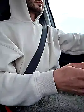 Snapshot of Zeefy chatting on 23, 11, 2025 Zeefy online show from 23, 11, 2025