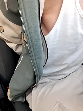 Snapshot of Zeefy chatting on 21, 2, 2025 Zeefy online show from 21, 2, 2025