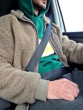 Snapshot of Zeefy chatting on 18, 10, 2025 Zeefy online show from 18, 10, 2025