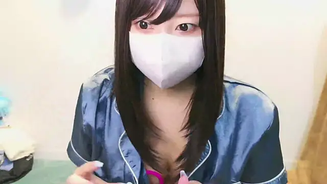 Snapshot of YUTSU_KI chatting on 9, 2, 2025 YUTSU KI online show from 9, 2, 2025