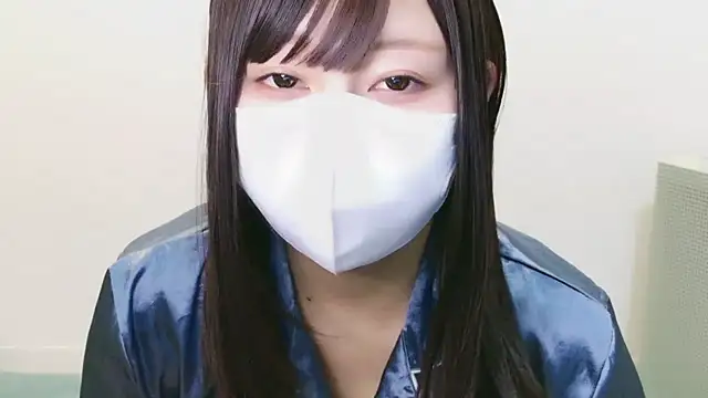 Snapshot of YUTSU_KI chatting on 11, 9, 2025 YUTSU KI online show from 11, 9, 2025
