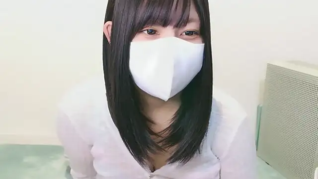 Snapshot of YUTSU_KI chatting on 15, 10, 2025 YUTSU KI online show from 15, 10, 2025