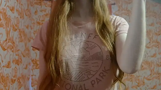 strawberrysmoothie online show from 8, 3, 2026