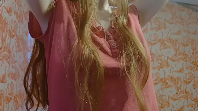 strawberrysmoothie online show from 25, 3, 2026