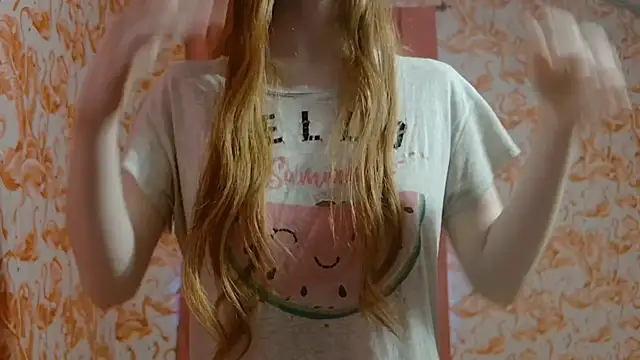 strawberrysmoothie online show from 14, 1, 2026