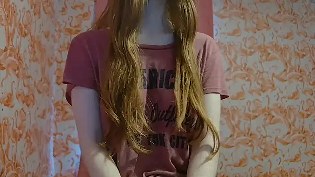 strawberrysmoothie online show from 10, 10, 2025