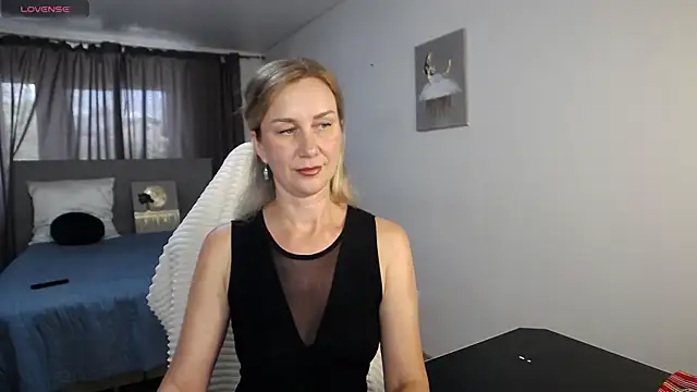 Vanessa Nowak online show from 22, 6, 2026