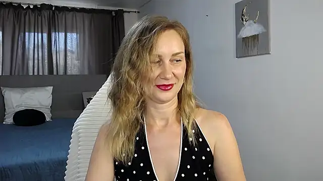 Vanessa Nowak online show from 13, 6, 2026
