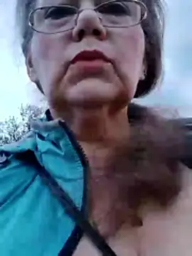 Snapshot of Snezhana chatting on 12, 5, 2026 Snezhana online show from 12, 5, 2026